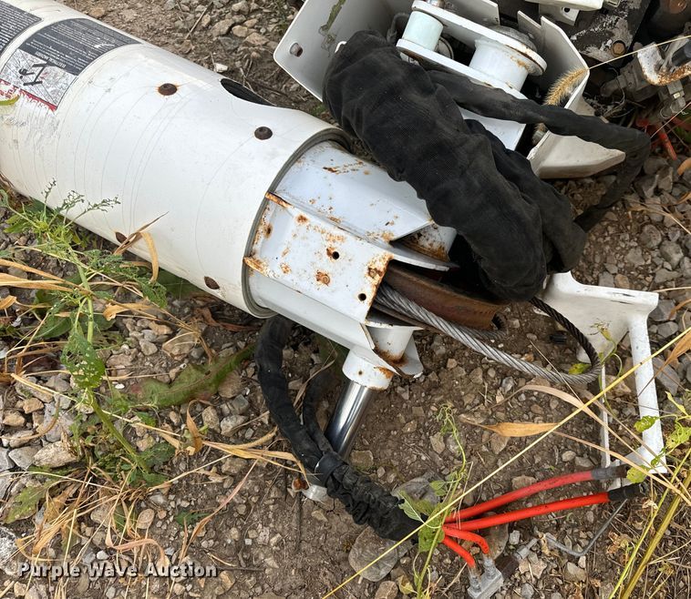 image for item OF9907 (2) Altec Bucket Truck Booms