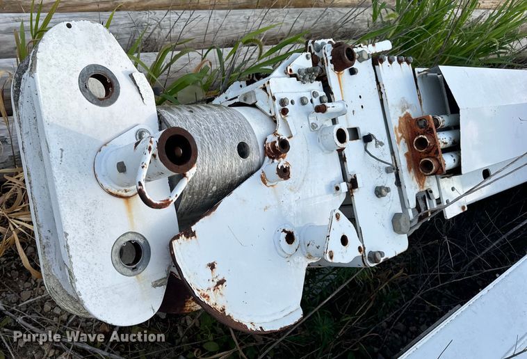 image for item OF9907 (2) Altec Bucket Truck Booms