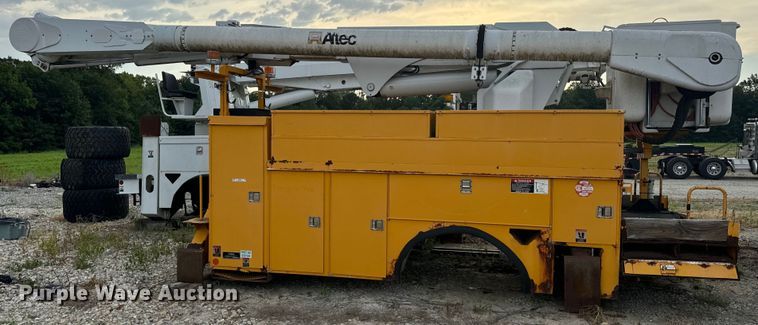 image for item OF9908 Altec bucket truck bed