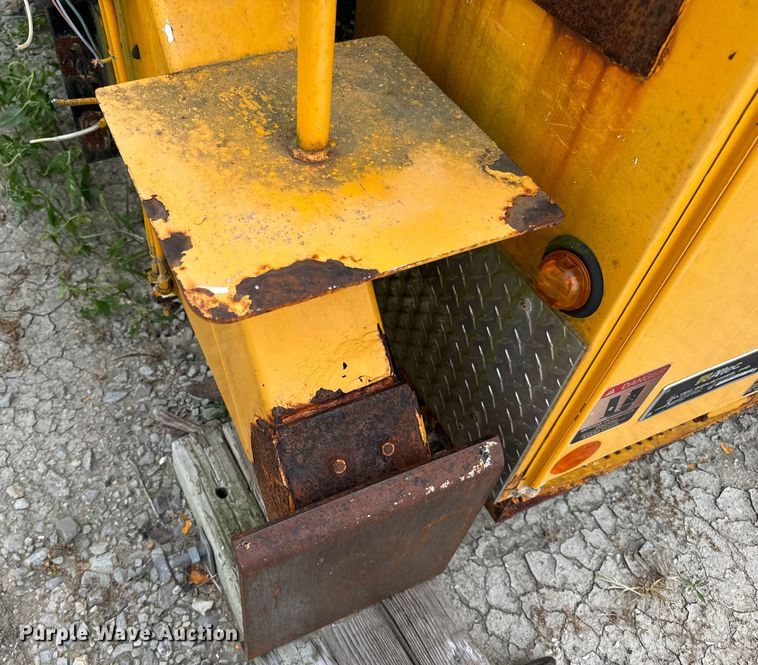 image for item OF9908 Altec bucket truck bed