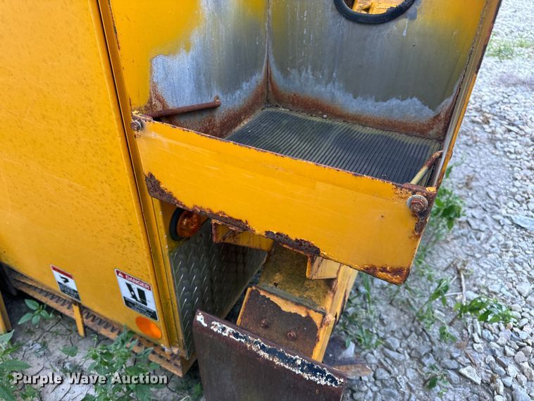 image for item OF9908 Altec bucket truck bed