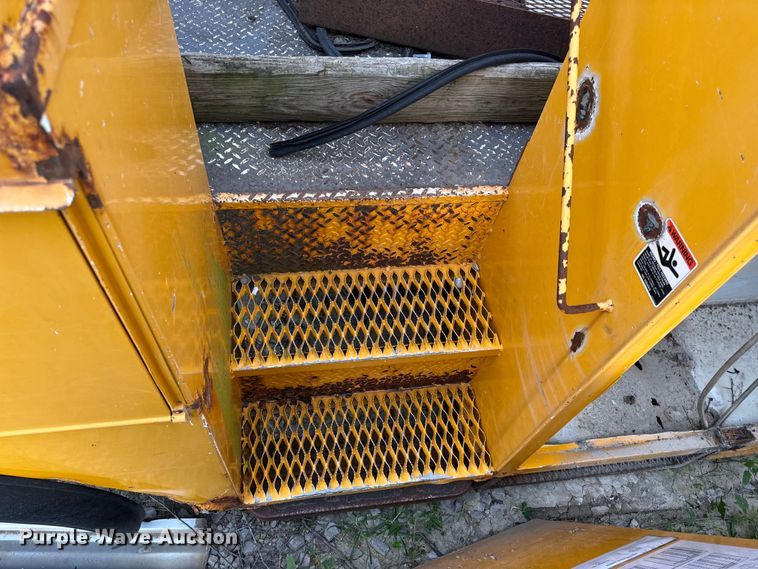 image for item OF9908 Altec bucket truck bed