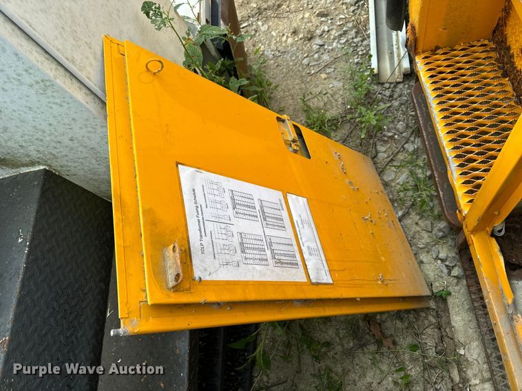 image for item OF9908 Altec bucket truck bed