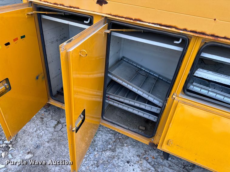 image for item OF9908 Altec bucket truck bed