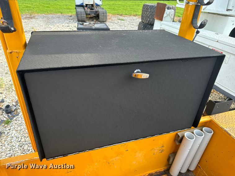 image for item OF9908 Altec bucket truck bed