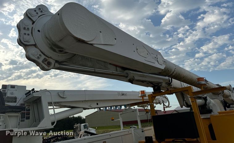 image for item OF9908 Altec bucket truck bed