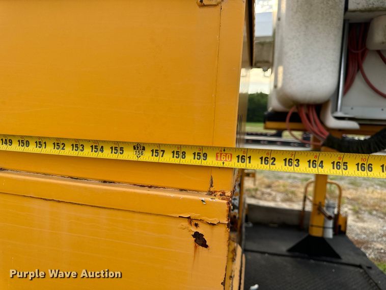 image for item OF9908 Altec bucket truck bed