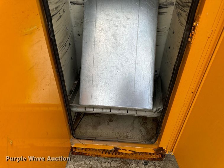 image for item OF9908 Altec bucket truck bed