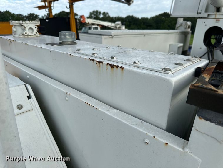 image for item OF9909 Digger derrick bed 