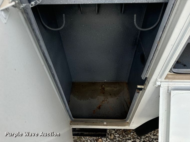 image for item OF9909 Digger derrick bed 