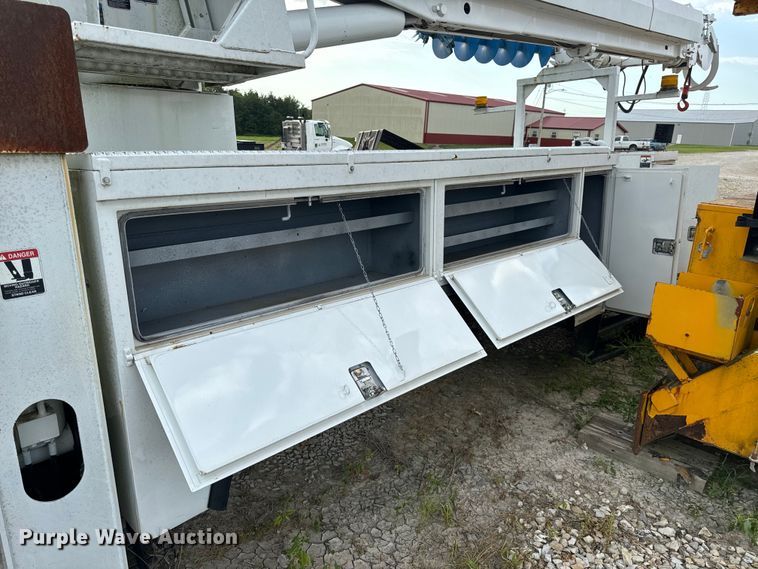 image for item OF9909 Digger derrick bed 