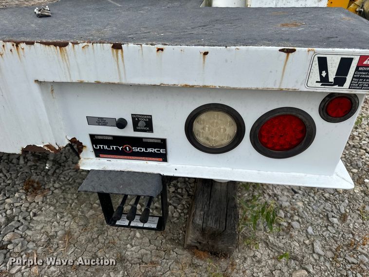 image for item OF9909 Digger derrick bed 