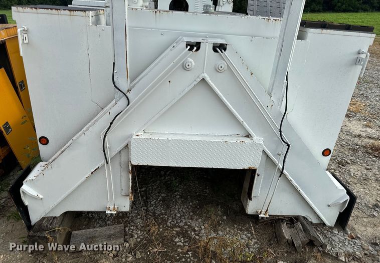 image for item OF9909 Digger derrick bed 