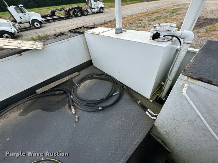 image for item OF9909 Digger derrick bed 