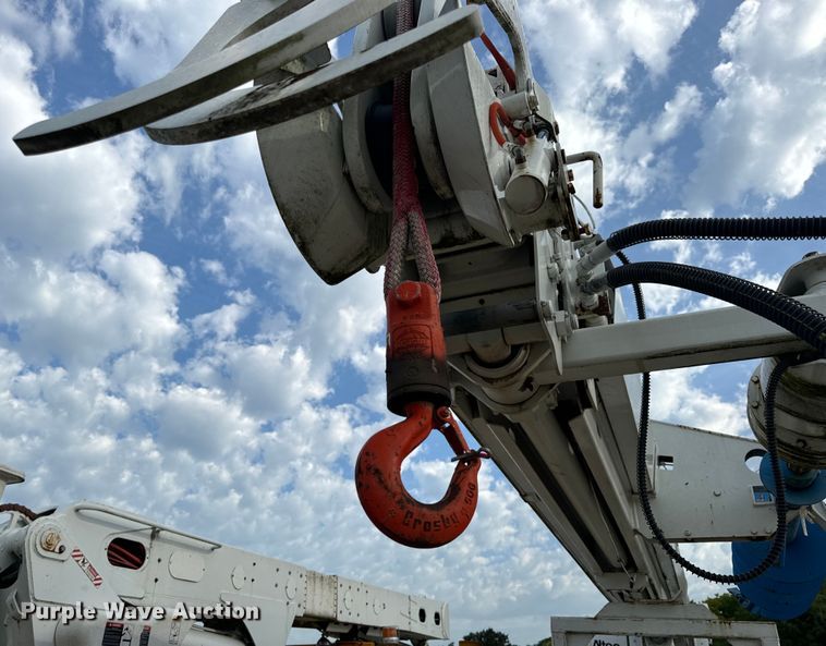 image for item OF9909 Digger derrick bed 