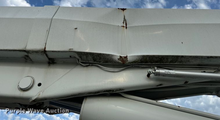 image for item OF9909 Digger derrick bed 