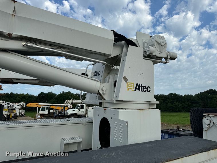 image for item OF9909 Digger derrick bed 