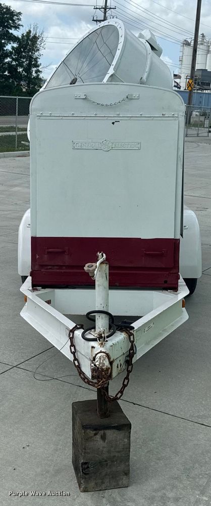 image for item OF9917 1942 General Electric  1942-A light plant