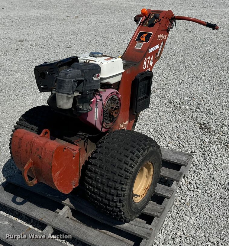 image for item OG9576 Ditch Witch 100SX vibratory cable plow