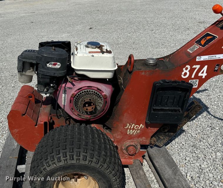 image for item OG9576 Ditch Witch 100SX vibratory cable plow