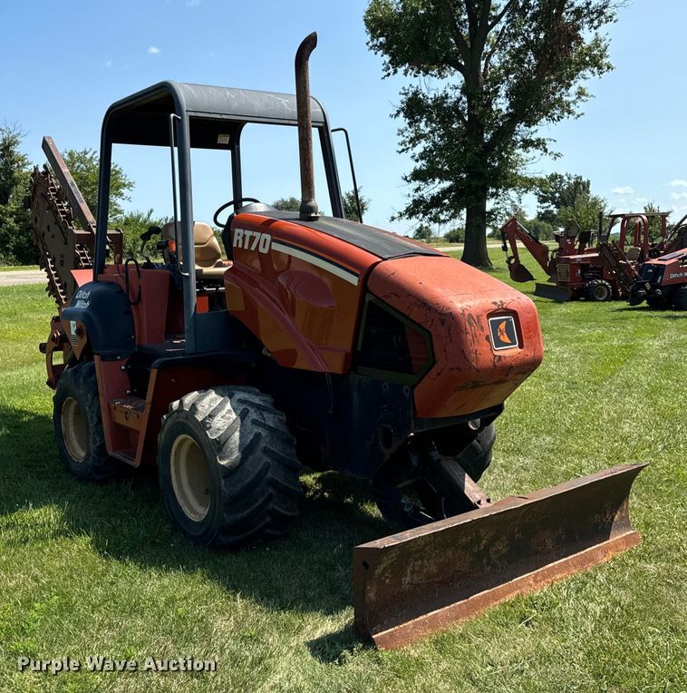image for item OG9577 2004 Ditch Witch RT70 trencher