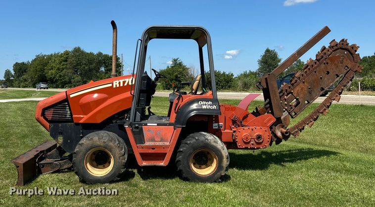 image for item OG9577 2004 Ditch Witch RT70 trencher