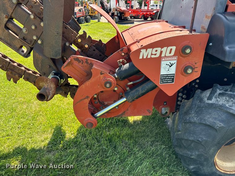 image for item OG9577 2004 Ditch Witch RT70 trencher