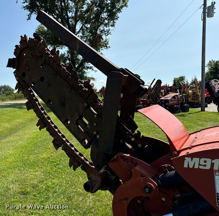 image for item OG9577 2004 Ditch Witch RT70 trencher