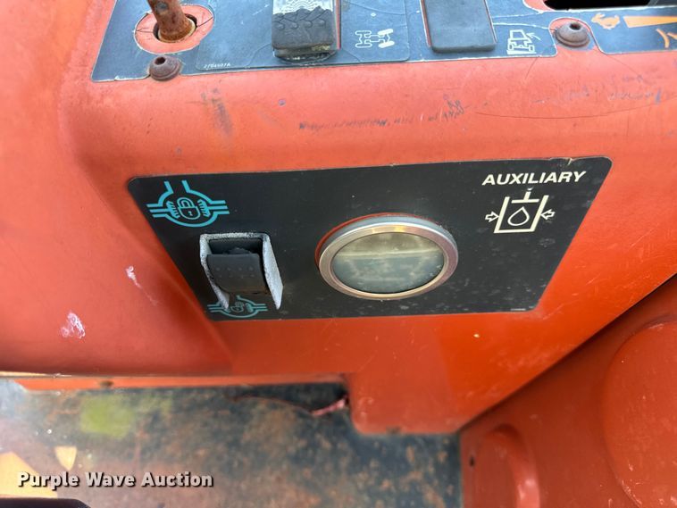 image for item OG9577 2004 Ditch Witch RT70 trencher