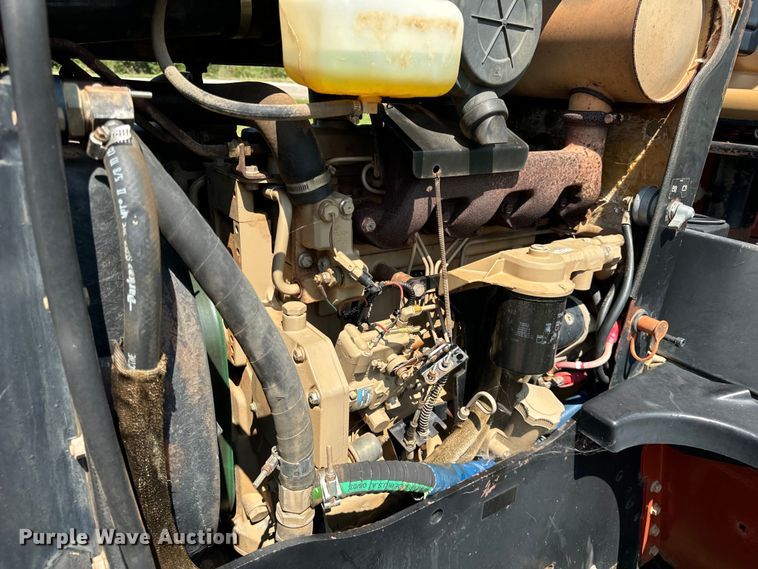 image for item OG9577 2004 Ditch Witch RT70 trencher