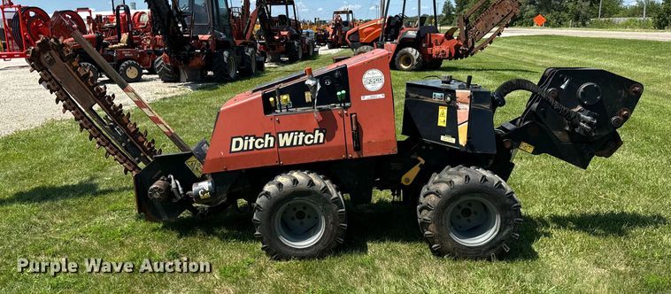 image for item OG9578 2015 Ditch Witch  410SX trencher
