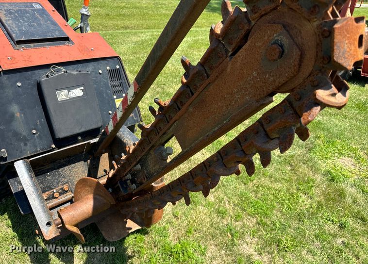 image for item OG9578 2015 Ditch Witch  410SX trencher