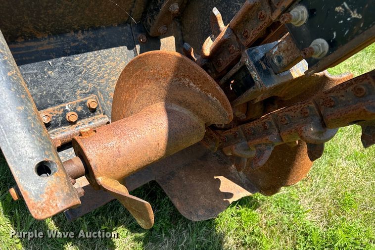 image for item OG9578 2015 Ditch Witch  410SX trencher