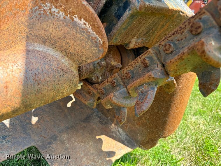 image for item OG9578 2015 Ditch Witch  410SX trencher