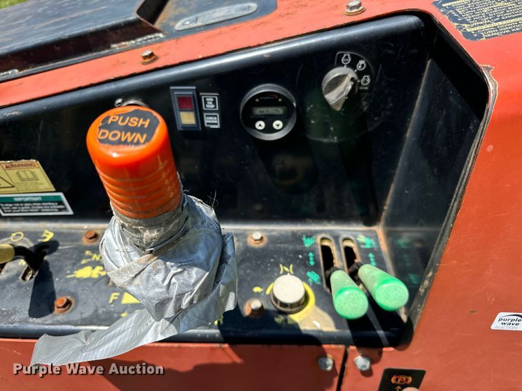 image for item OG9578 2015 Ditch Witch  410SX trencher