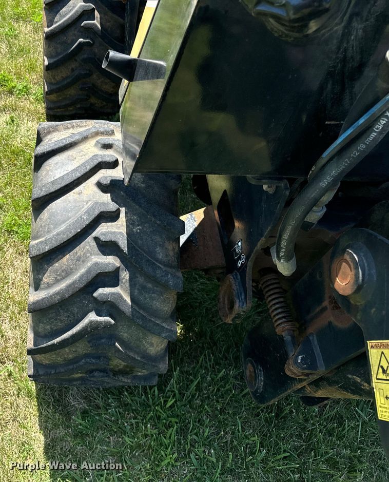 image for item OG9578 2015 Ditch Witch  410SX trencher