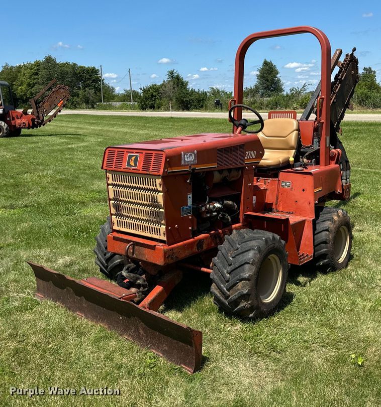 image for item OG9579 2004 Ditch Witch 3700 trencher