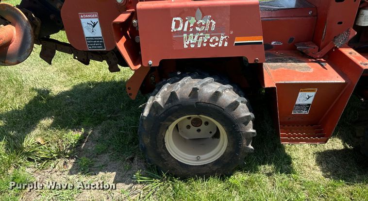 image for item OG9579 2004 Ditch Witch 3700 trencher