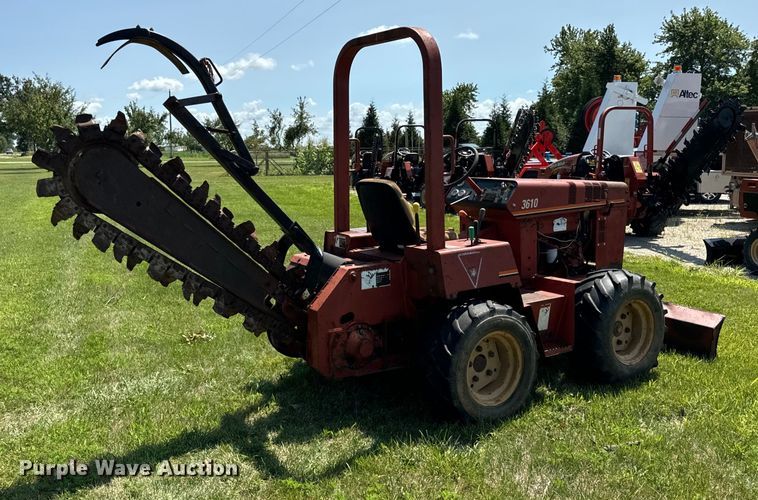image for item OG9580 2000 Ditch Witch 3610 trencher