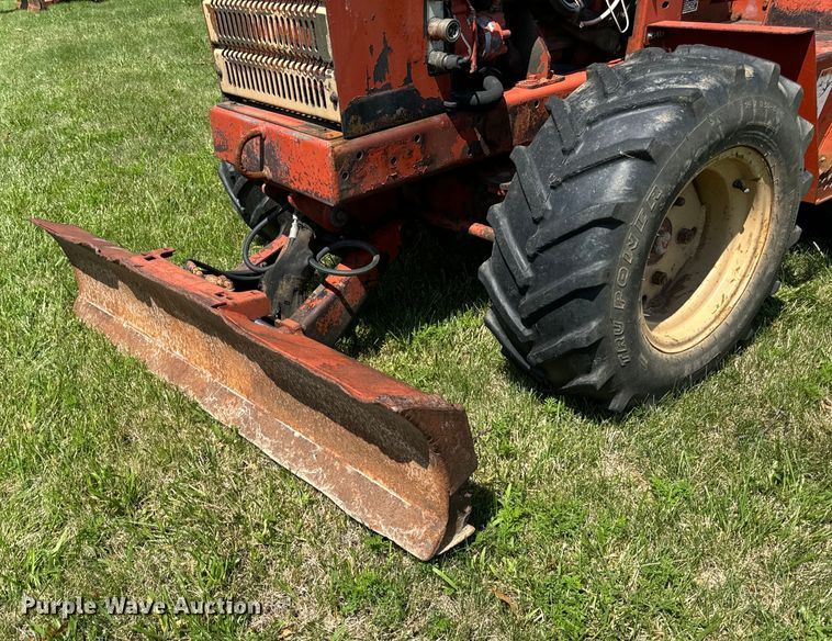 image for item OG9580 2000 Ditch Witch 3610 trencher