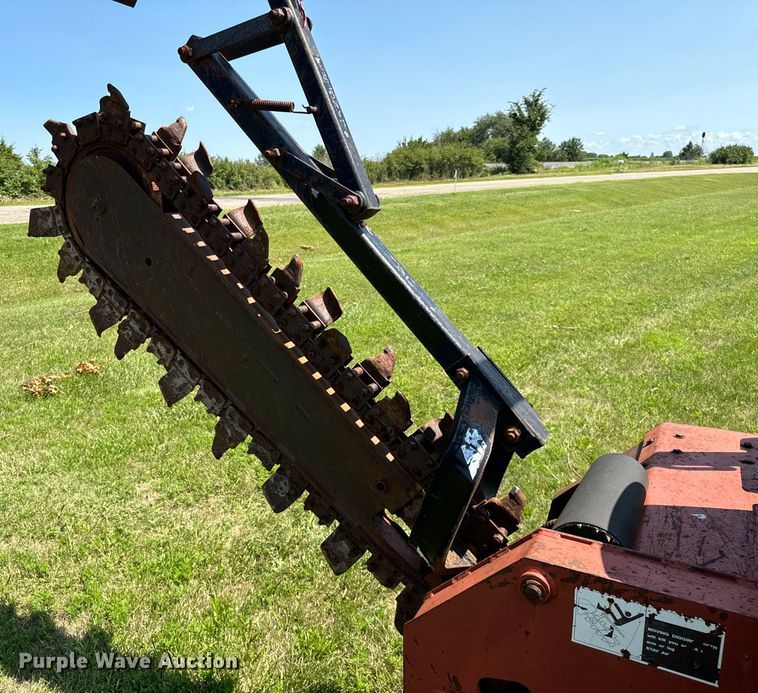 image for item OG9580 2000 Ditch Witch 3610 trencher