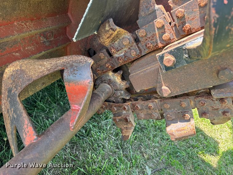 image for item OG9580 2000 Ditch Witch 3610 trencher