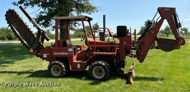 image for item OG9581 2001 Ditch Witch 5110 trencher