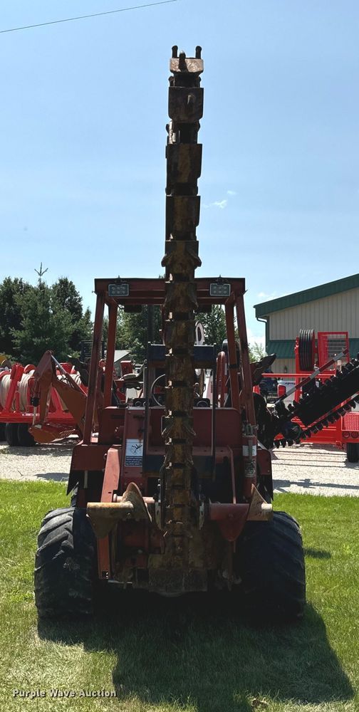 image for item OG9581 2001 Ditch Witch 5110 trencher