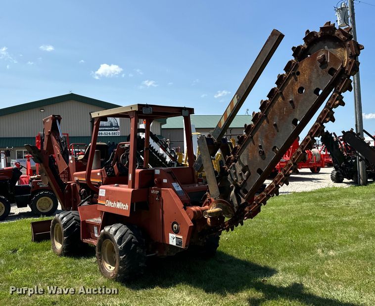 image for item OG9581 2001 Ditch Witch 5110 trencher