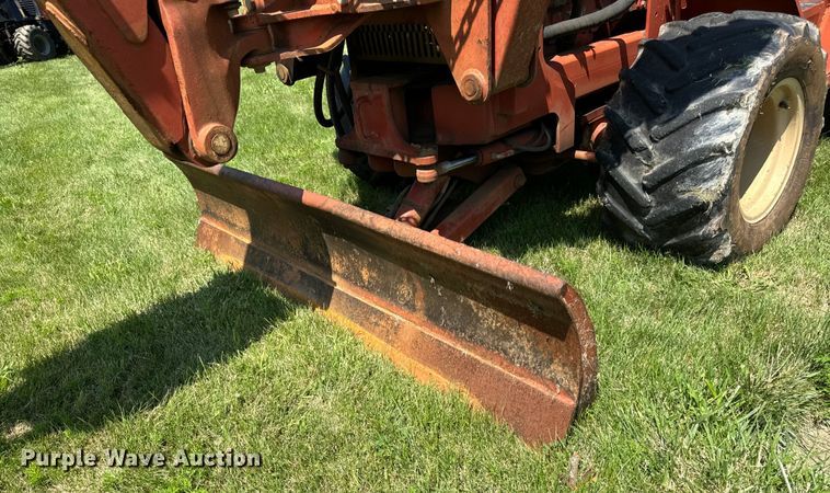 image for item OG9581 2001 Ditch Witch 5110 trencher