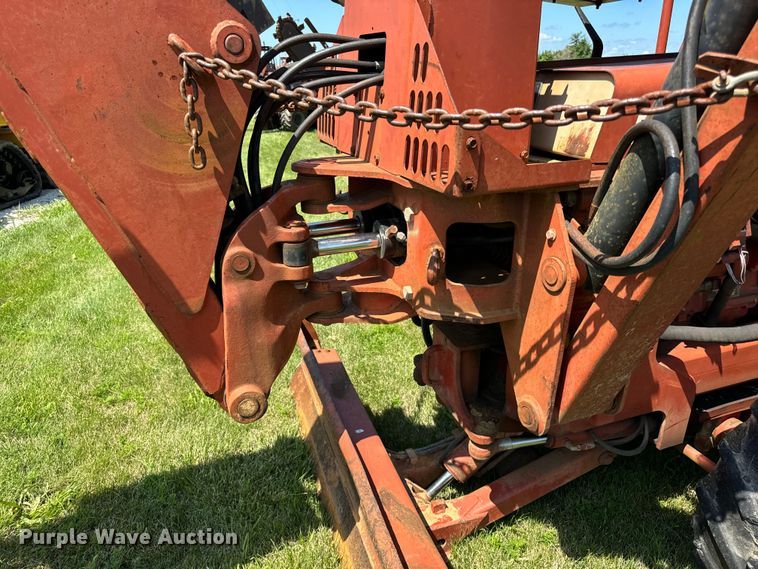 image for item OG9581 2001 Ditch Witch 5110 trencher