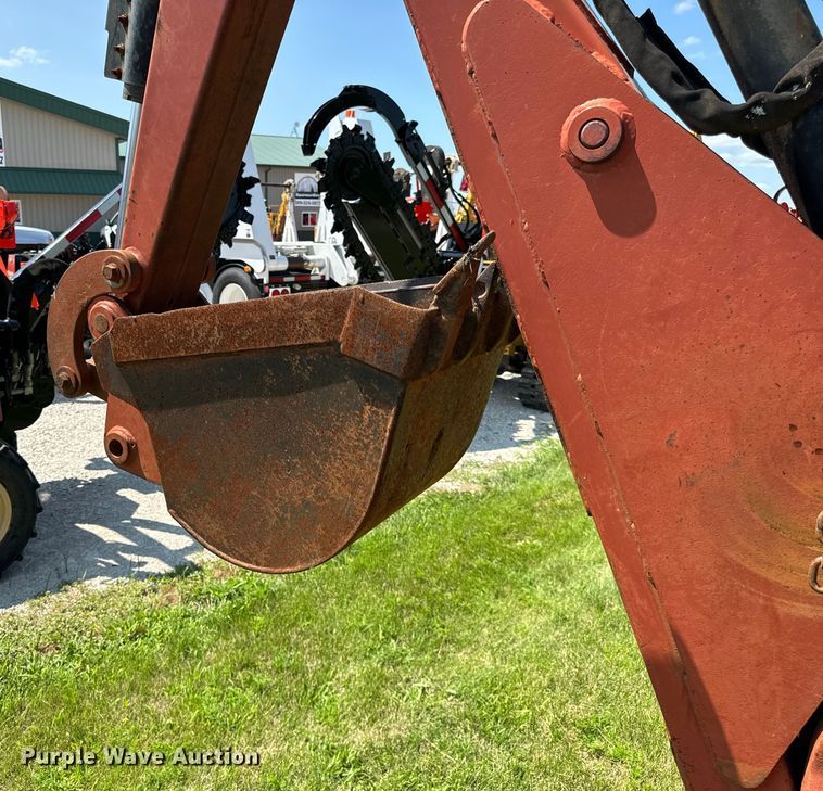 image for item OG9581 2001 Ditch Witch 5110 trencher