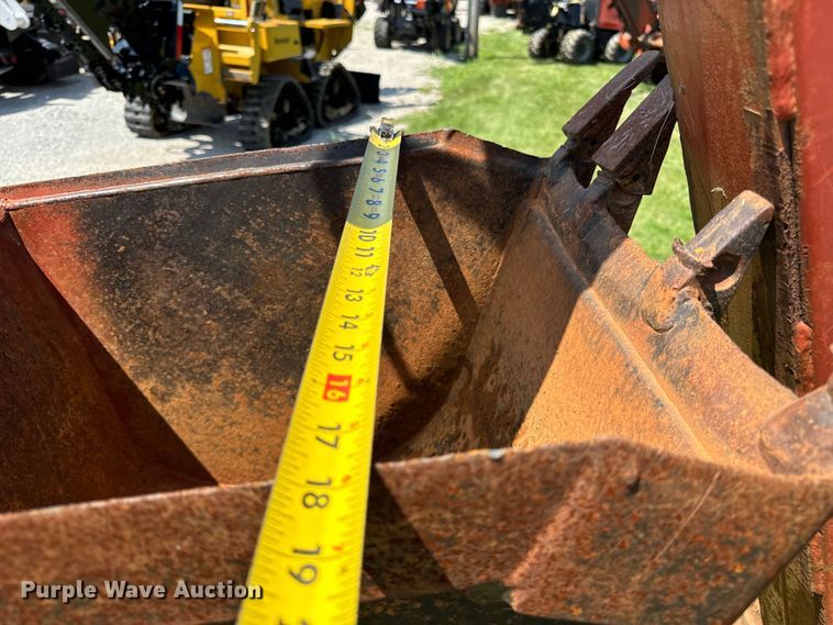 image for item OG9581 2001 Ditch Witch 5110 trencher