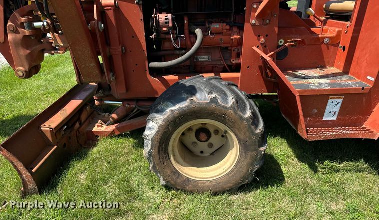 image for item OG9581 2001 Ditch Witch 5110 trencher